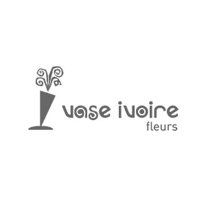 fleuriste vase ivoire